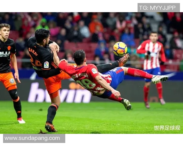 西甲精彩对决波尔图大胜曼城帽子戏法引爆全场激情