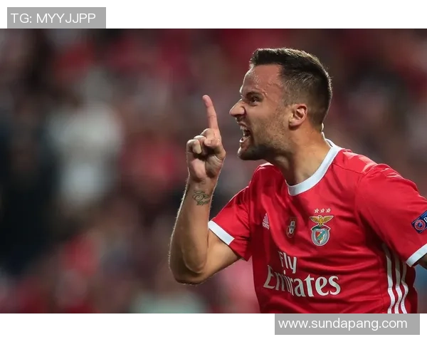 莱比锡大胜本菲卡四球狂潮乌龙球瞬间点燃全场激情